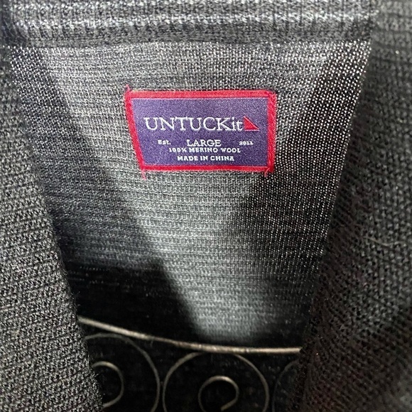 Untuckit 100% Merino wool 3/4 zip striped knit sweater size L - Picture 3 of 8